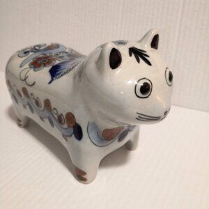 Vintage Mexican hand -painted Ken Edwards signed cat figurine